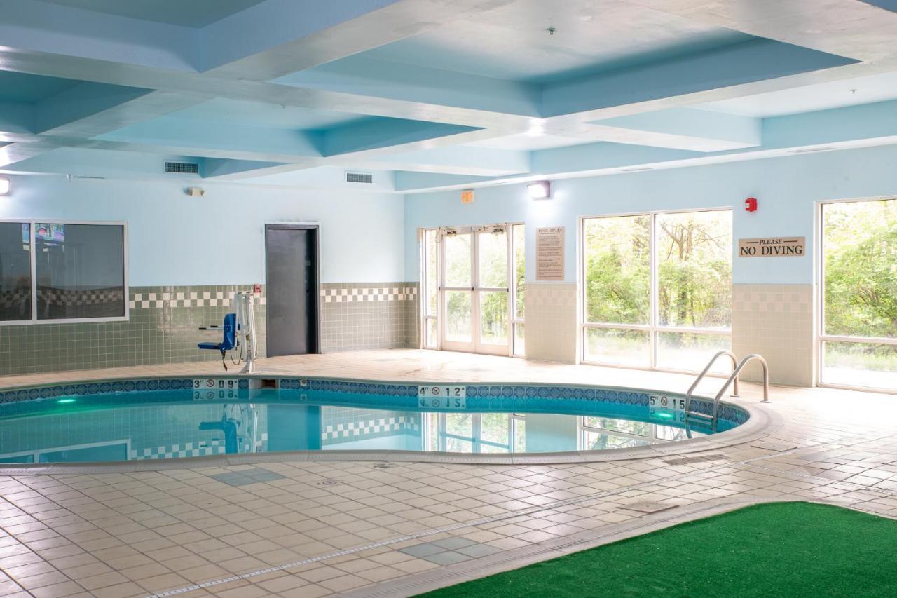 Bliss Point Inn & Suites Нью-Буффало Экстерьер фото